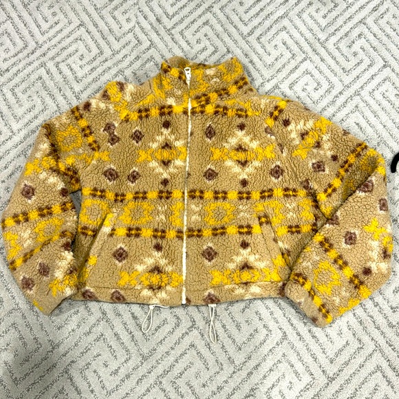 Love Tree Jackets & Blazers - Love Tree Aztec Sherpa Jacket -size S